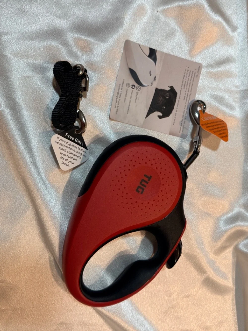 TUG Retractable Dog Leash Red Black 360 Tangle Free